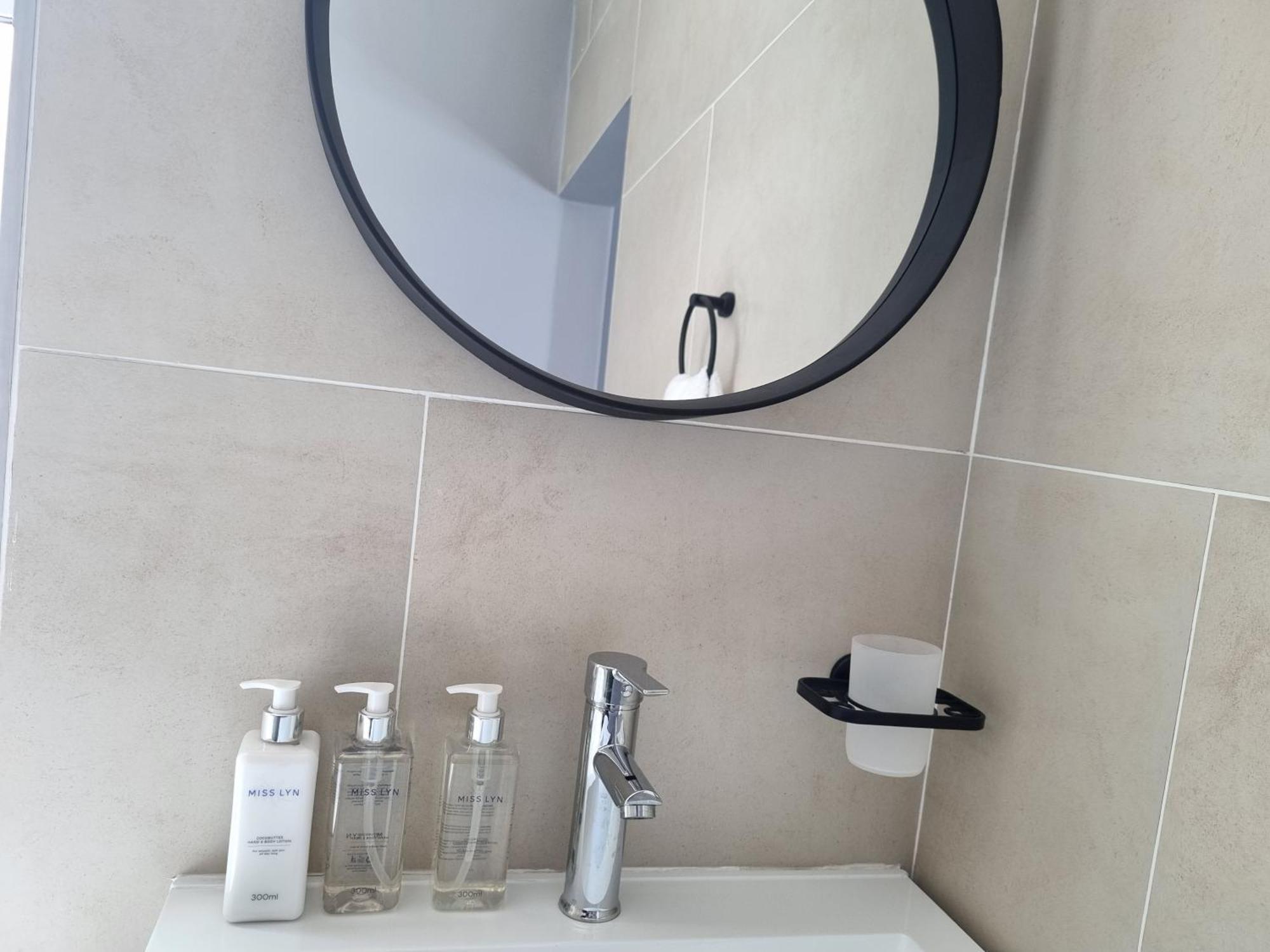 Inkantu Self-Catering Apartments Кейптаун Екстериор снимка